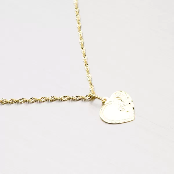 Zlatý přívěsek ve tvaru srdce s gravírováním 322P-131033