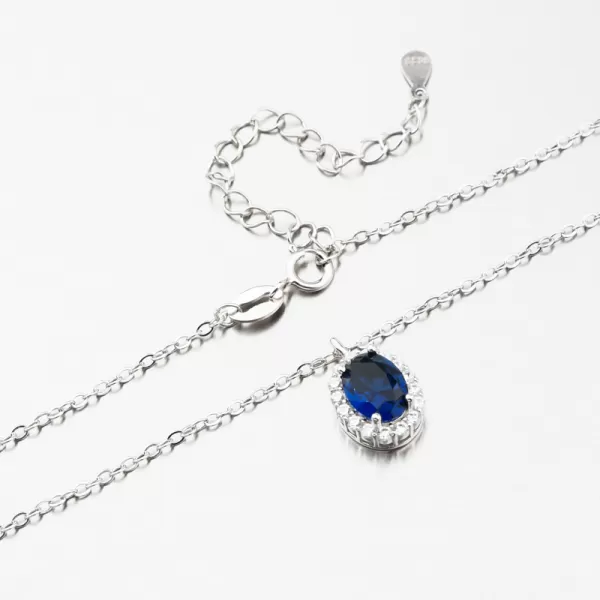 Stříbrný náhrdelník se zirkony a safírem SETST-15145