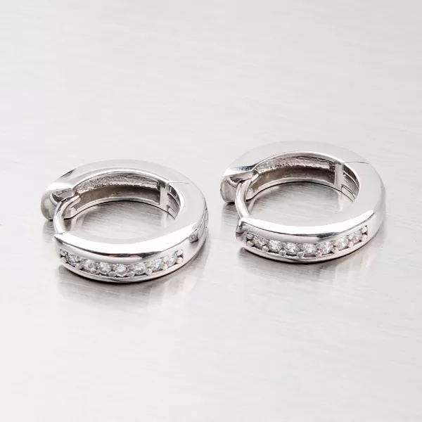 Stříbrné kruhy se zirkony OKP-230P-OKS