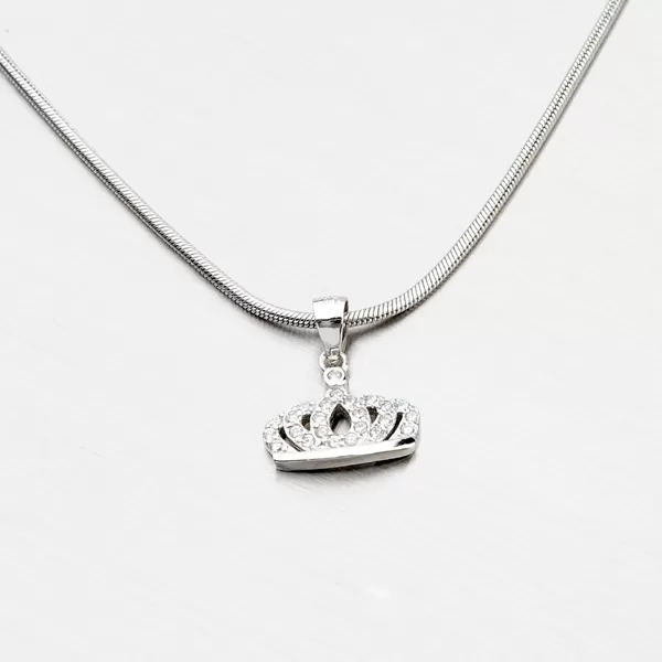 Stříbrný přívěsek ve tvaru korunky P1603715-1905-SLX