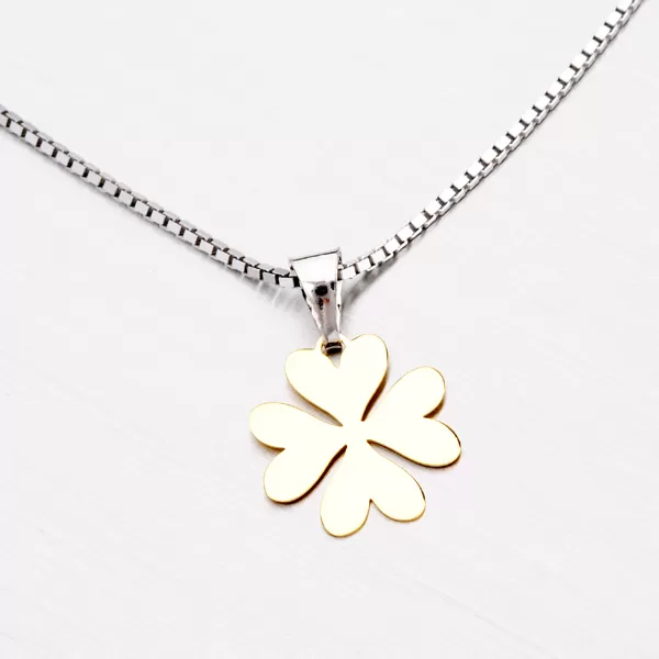 Stříbrný přívěsek ve tvaru čtyřlístku P1400184-1507-SLX