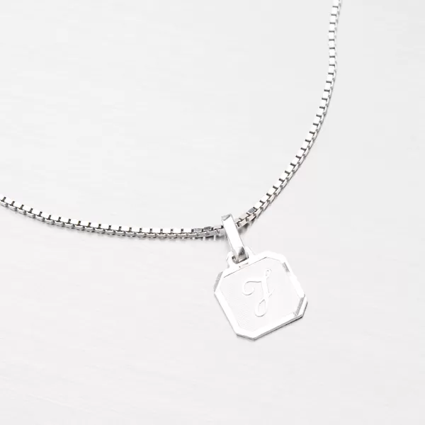 Přívěsek s písmenkem J M5120-J