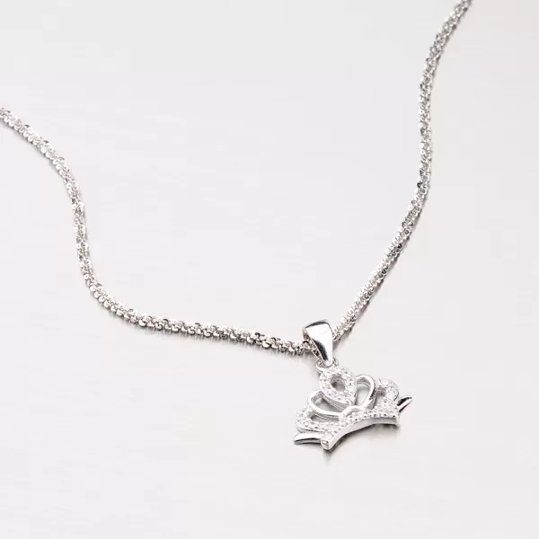 Stříbrný přívěsek ve tvaru korunky P1603124-1905-SLX