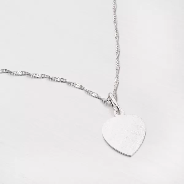 Přívěsek ze stříbra ve tvaru srdce M5000GEN-02