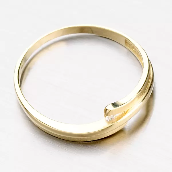 Zlatý prsten s lesklou a matnou povrchovou úpravou DZ2000-ZL