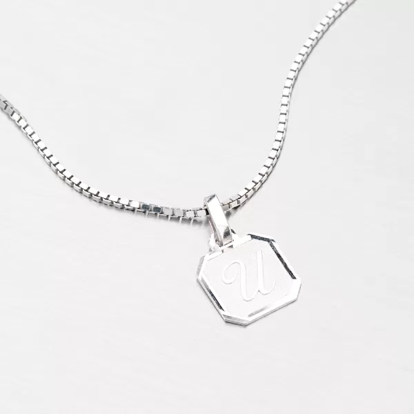 Přívěsek s písmenkem U M5120-U