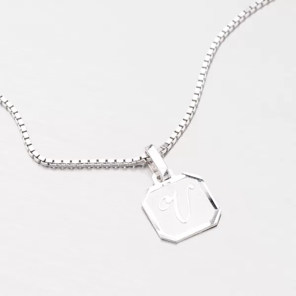 Přívěsek s písmenkem V M5120-V