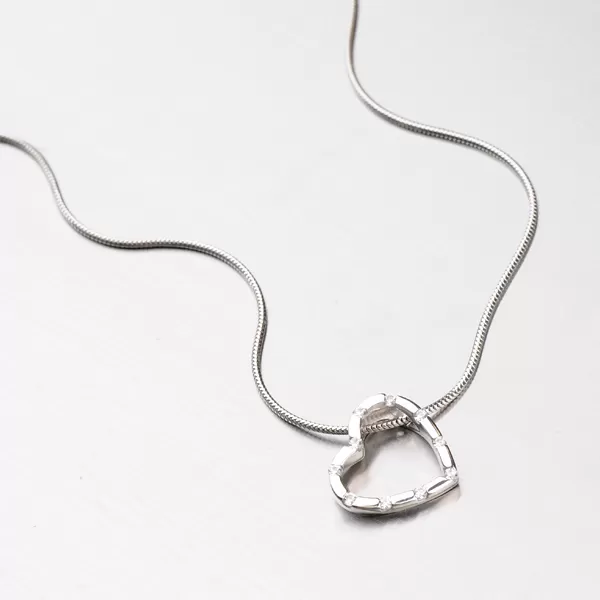 Srdíčko se zirkony DZ1941B