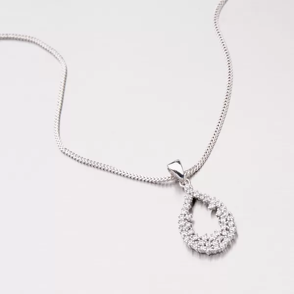 Zlatý přívěsek se zirkony 147-1020