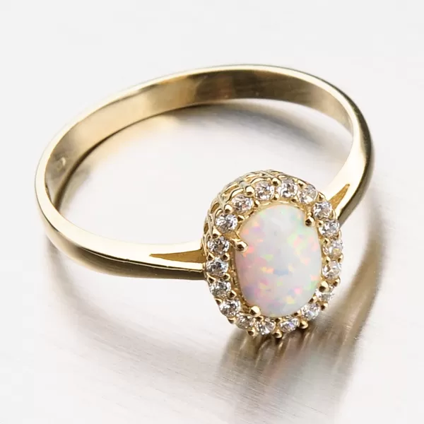 Zlatý prsten s opálem 11-160