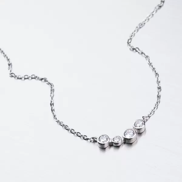 Stříbrný náhrdelník se zirkony SST-15101