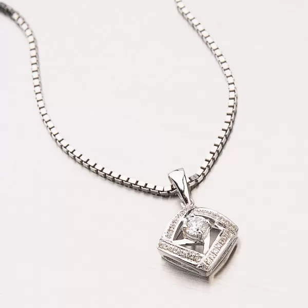 Stříbrný přívěsek ZP8243