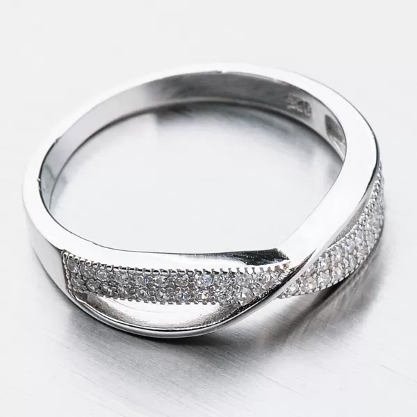 Stříbrný prsten se zirkony GST-11260