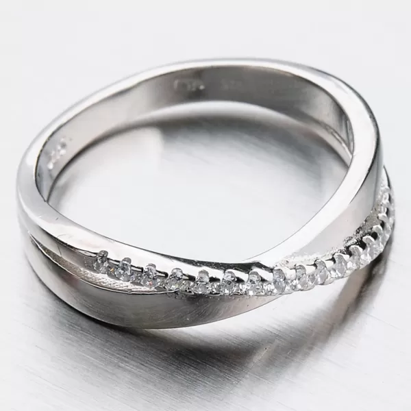 Stříbrný prsten se zirkony GST-11363