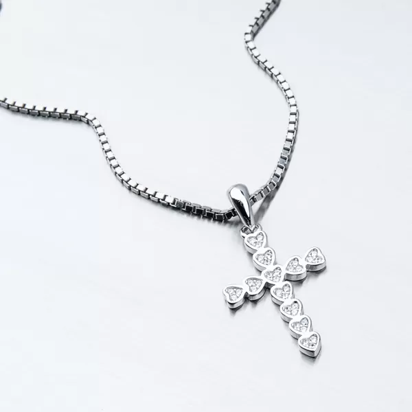 Stříbrný křížek HST-13151