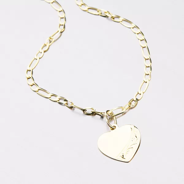 Zlatý přívěsek ve tvaru srdce s gravírováním 322P-131035