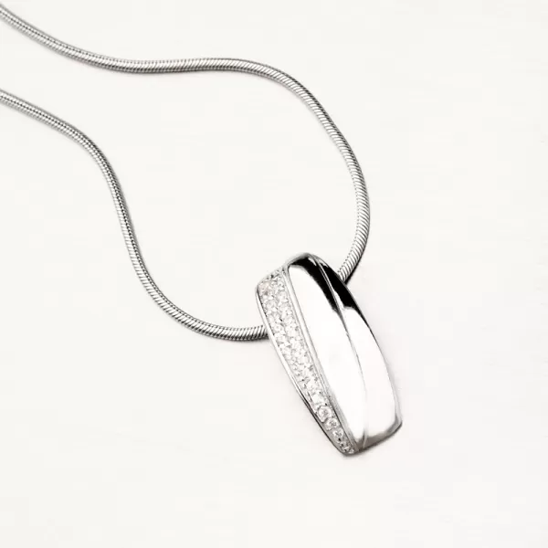 Přívěsek ze stříbra ze zirkony PKL-3066