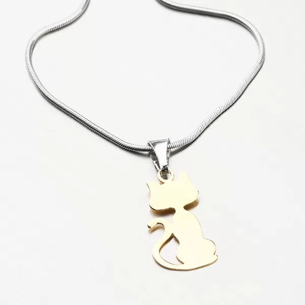 Stříbrný přívěsek ve tvaru kočky se zlacením P1400167-1507-SLX