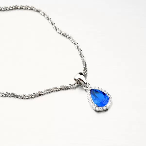 Přívěsek ze stříbra s modrým kamenem PKL-3074