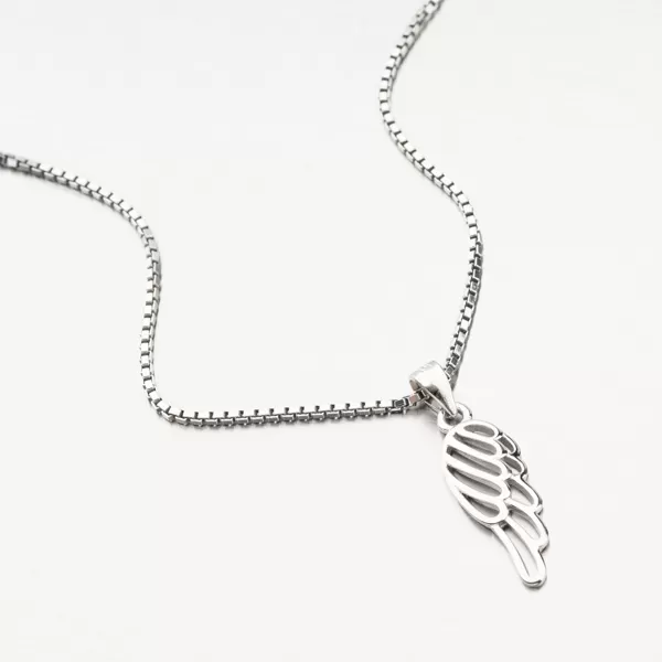 Stříbrný přívěsek andělské křídlo HST-13531