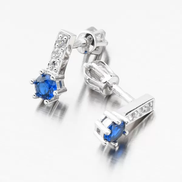 Náušnice se safírem a se zirkony z bílého zlata 52GZ-8057-B-SAF