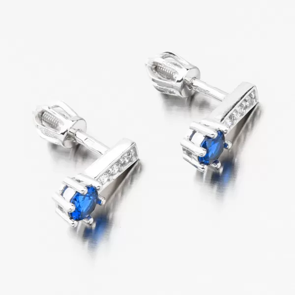 Náušnice se safírem a se zirkony z bílého zlata 52GZ-8057-B-SAF