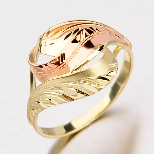 Zlatý prsten s ručním rytím 51P-505