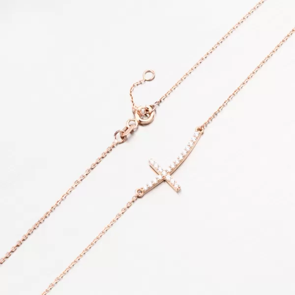 Zlatý náhrdelník s křížem 15R-052