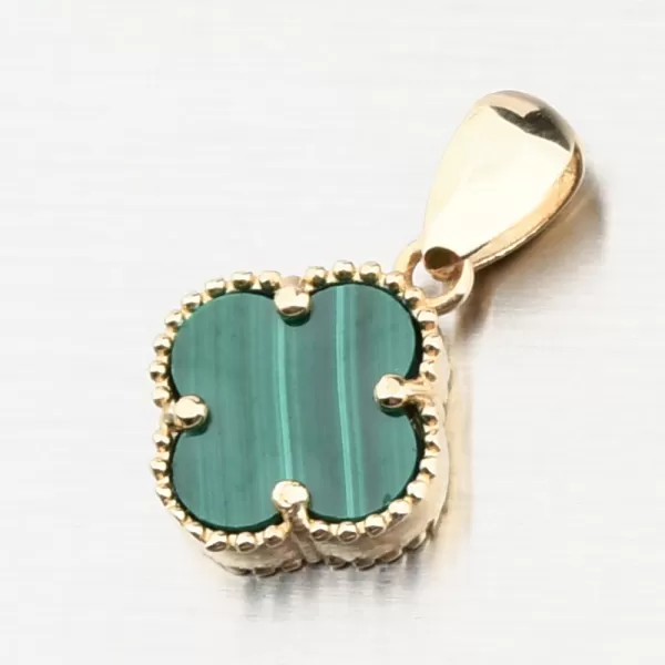 Zlatý přívěsek se zeleným kamenem malachit čtyřlístek 13R-426