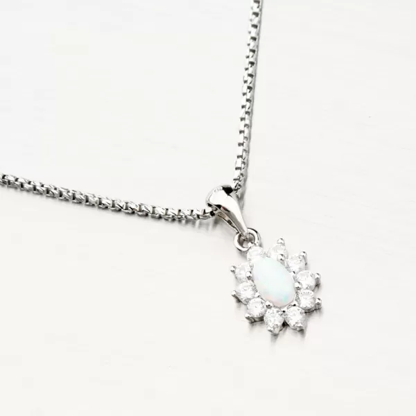 Stříbrný přívěsek s bílým opálem PKL-3119