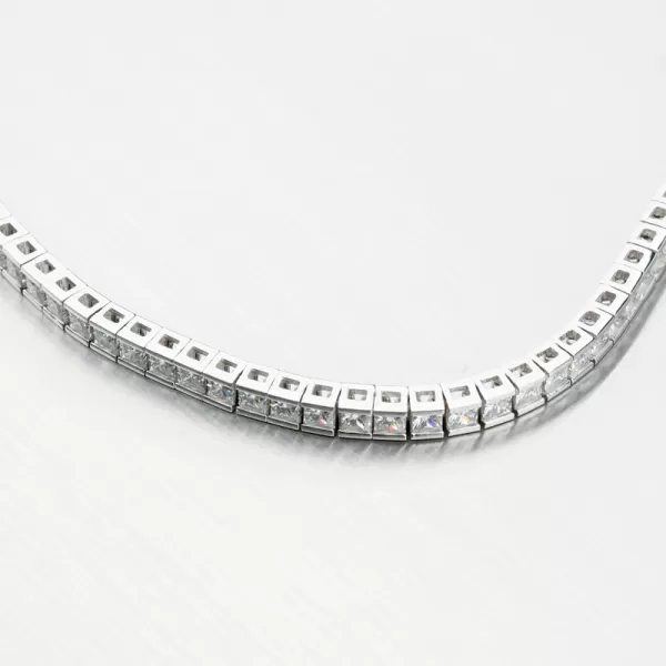 Stříbrný náramek se zirkony PKL-4011