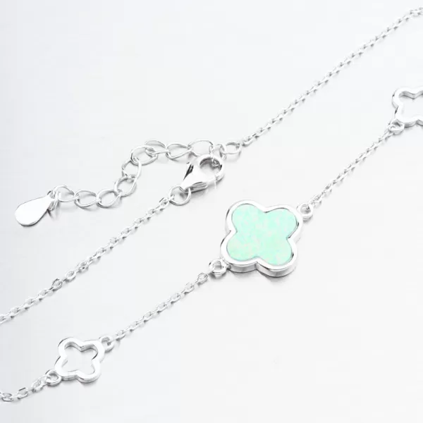 Stříbrný náramek se čtyřlístkem a zeleným opálem PKL-4034