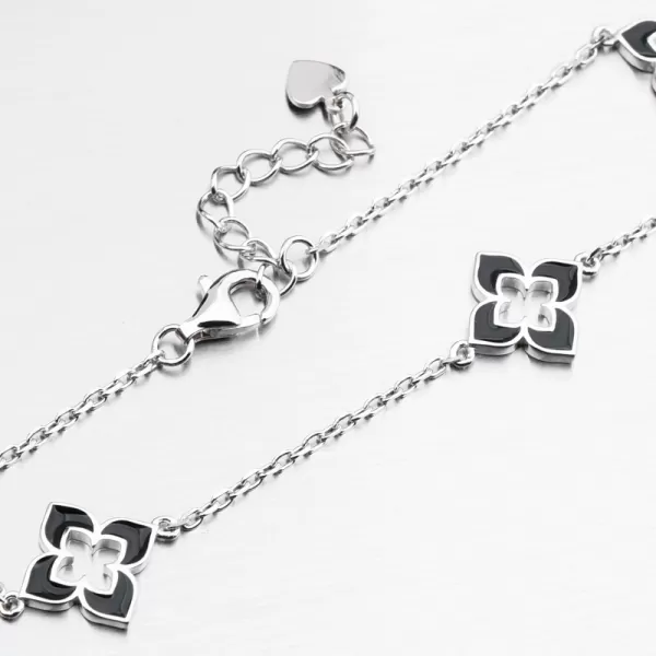 Stříbrný náramek s černou květinou PKL-4045