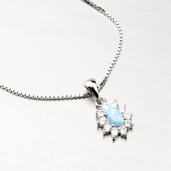 Stříbrný přívěsek se světle modrým opálem PKL-3120