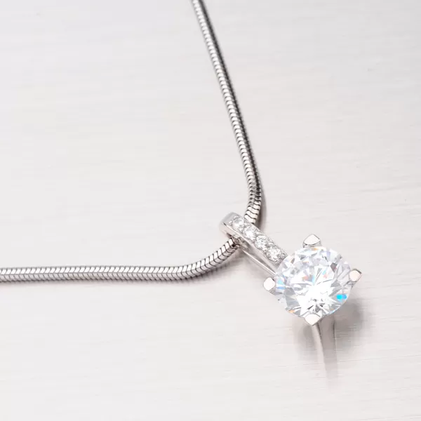 Přívěsek z bílého zlata se zirkony GZ2481B