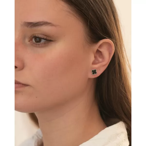 Stříbrné náušnice čtyřlístky s onyxem PKL-2247